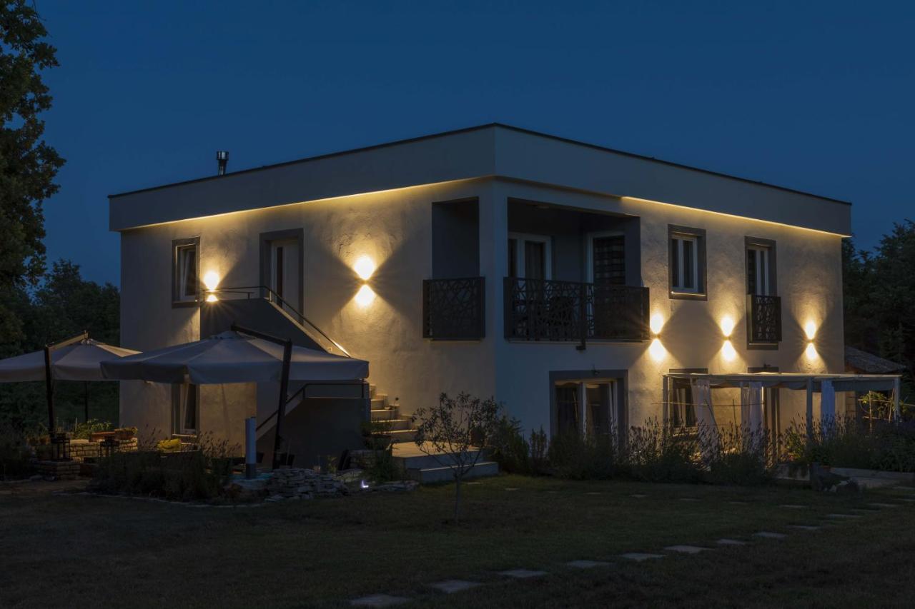 Luxury Villa Cetiri Hrasta Pican Экстерьер фото